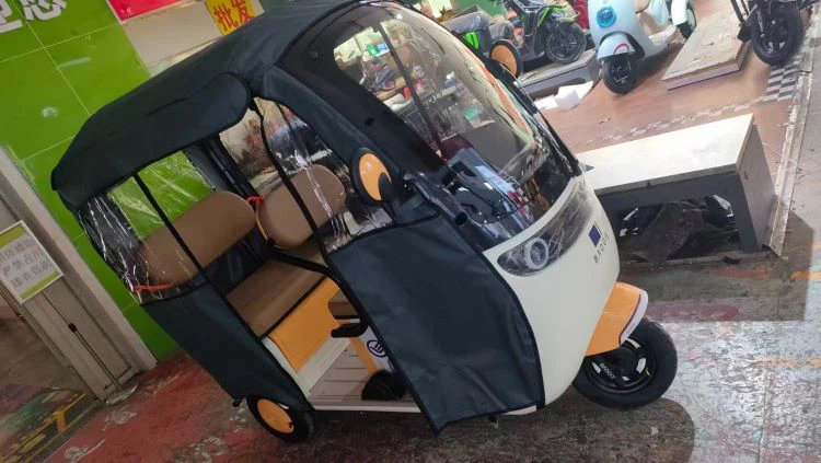 乗用電動三輪車